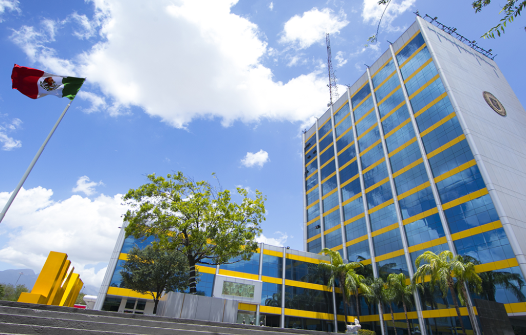 Puntajes UANL 2025: lista completa por facultad (guía de admisión)